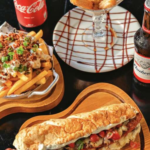 A Guide to Casino Games You’ll Actually See Online and In Person During a Vegas Food Trip